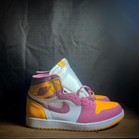!Just In! Jordan Mids Brotherhood (10.5M) main image 5